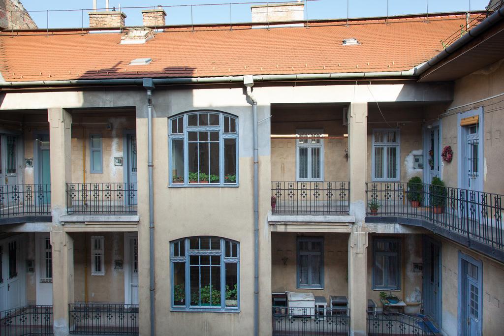 Self Check-In Eco Studio In The Heart Of Buda Budapest Eksteriør billede